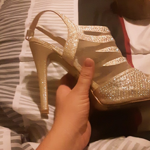 Shoes - Picture 3 of 3